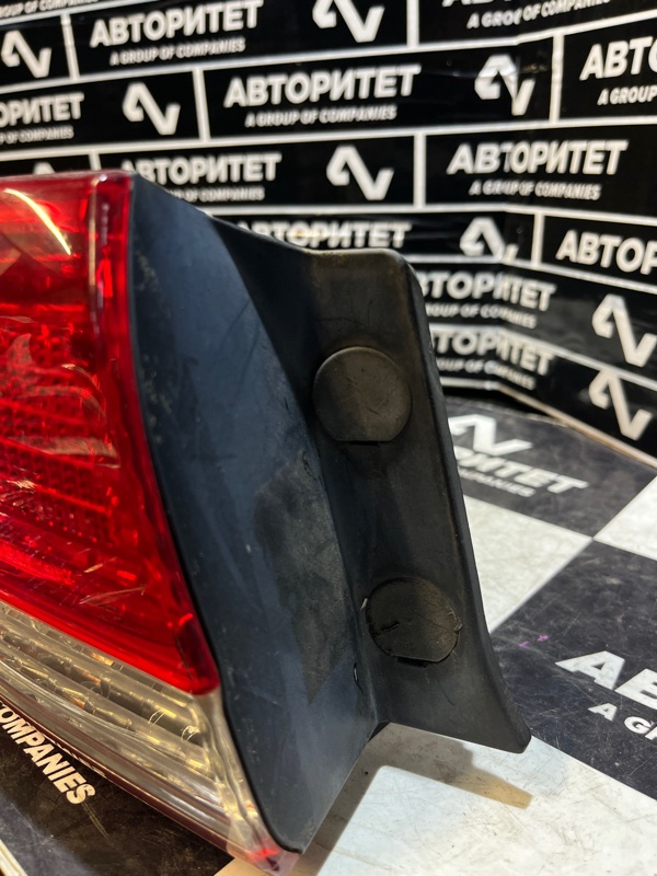 Стоп-сигнал TOYOTA MARK II GX100 левый (б/у)