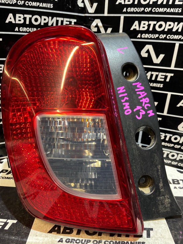 Стоп-сигнал NISSAN MARCH K13 левый (б/у)