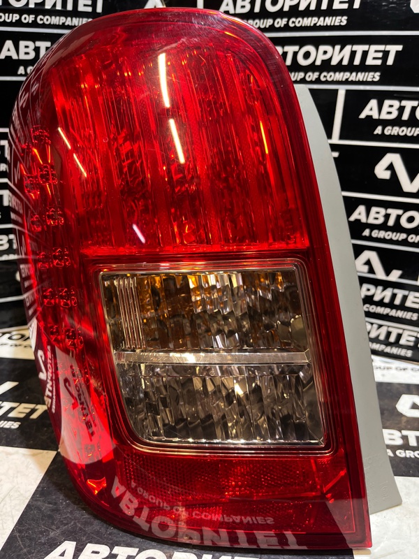 Стоп-сигнал TOYOTA COROLLA FIELDER NZE141 левый (б/у)