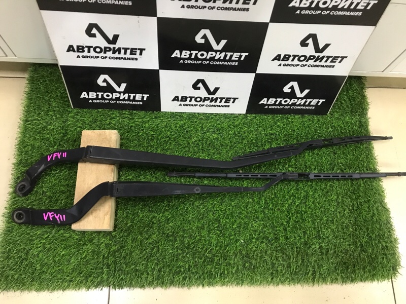 Дворник NISSAN AD VFY11 2002 (б/у)