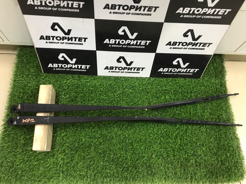 Дворник TOYOTA PLATZ NCP12 2000 (б/у)