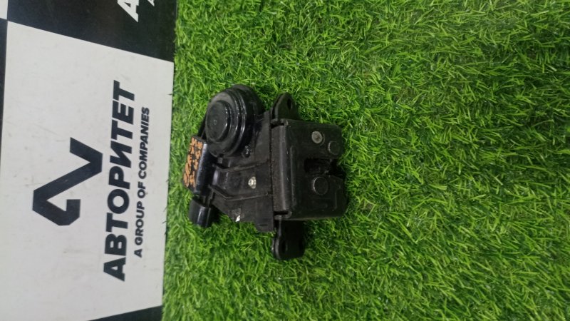 Замок 5-й двери TOYOTA NOAH ZRR75 3ZRFE 2009 (б/у)