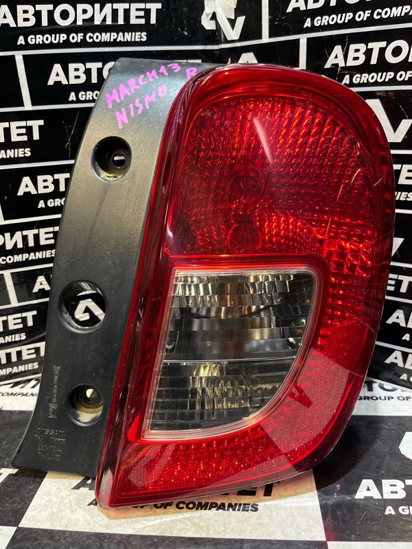 Стоп-сигнал NISSAN MARCH K13 правый (б/у)
