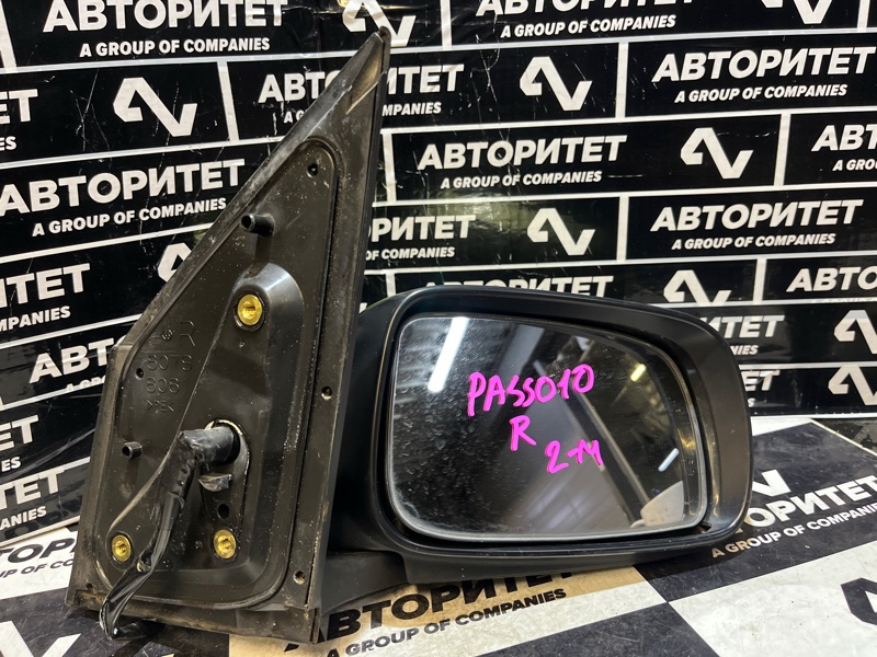 Зеркало TOYOTA PASSO KGC10 правое (б/у)