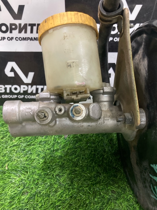 Главный тормозной цилиндр NISSAN CEDRIC Y31 (б/у)