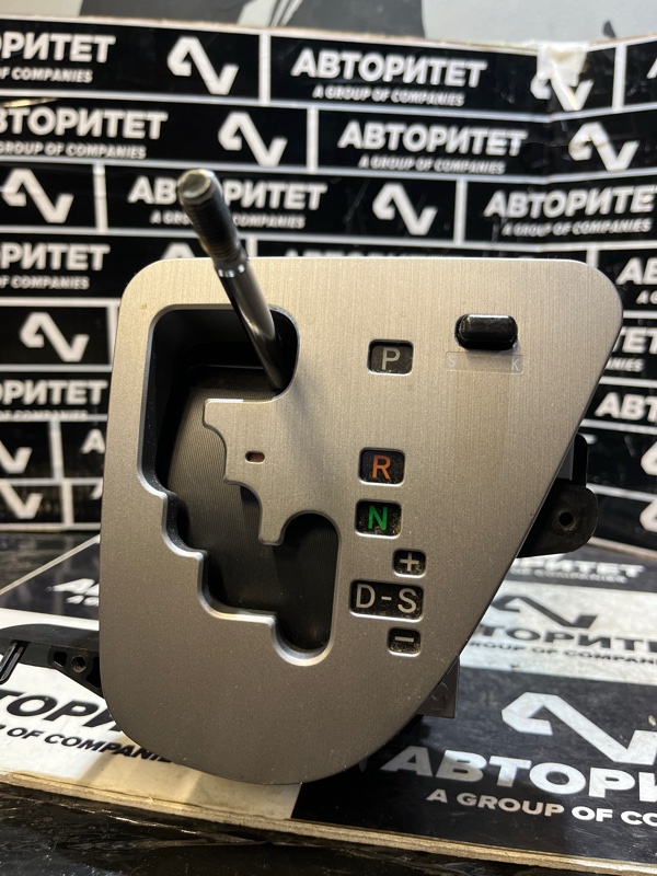 Селектор акпп TOYOTA WISH ZNE10 1ZZFE (б/у)