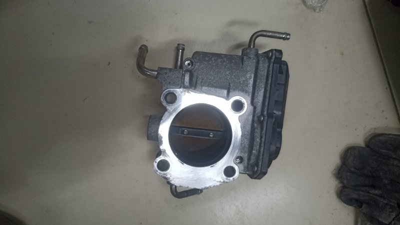 Дроссельная заслонка TOYOTA BLADE AZE156 2AZFE 2007 (б/у)