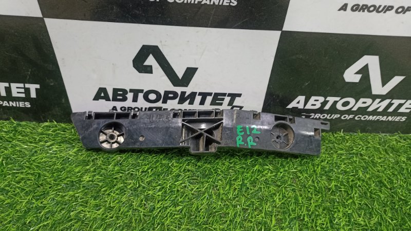 Крепление бампера NISSAN NOTE E12 HR12DE 2015 заднее правое (б/у)