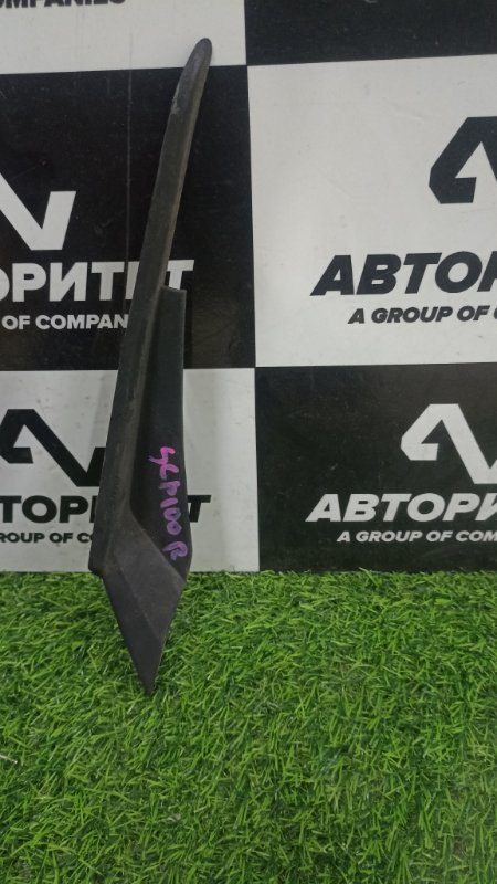 Уголок жабо TOYOTA RACTIS SCP100 2SZFE 2006 правый (б/у)