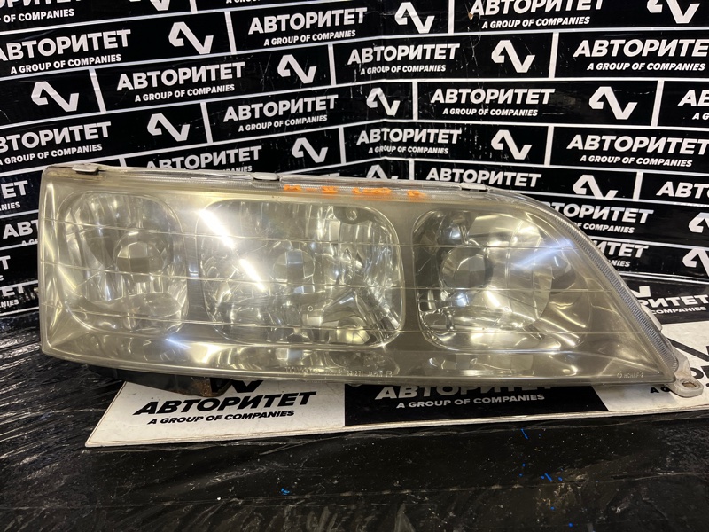 Фара TOYOTA MARK II JZX100 передняя правая (б/у)