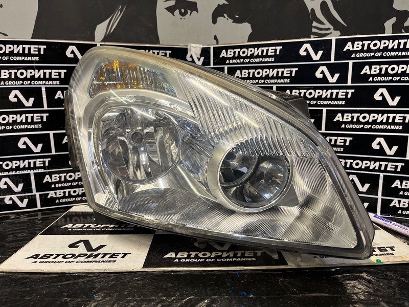 Фара NISSAN DUALIS NJ10 правая (б/у)