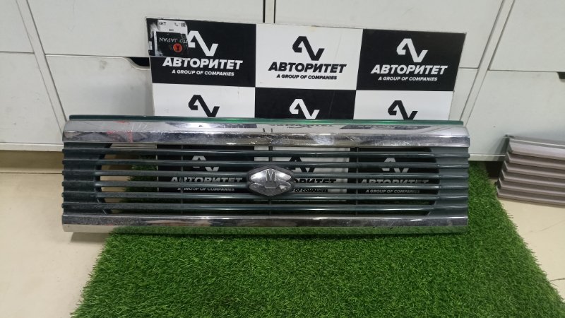 Решетка радиатора SUZUKI ALTO LAPIN HE21S K6A 2005 (б/у)