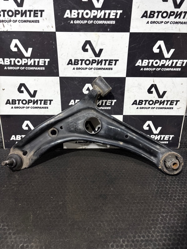 Рычаг TOYOTA SUCCEED NCP51 1NZFE передний левый (б/у)