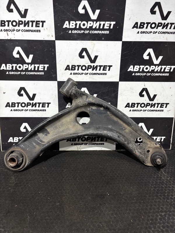 Рычаг TOYOTA VITZ KSP90 1KRFE передний правый (б/у)