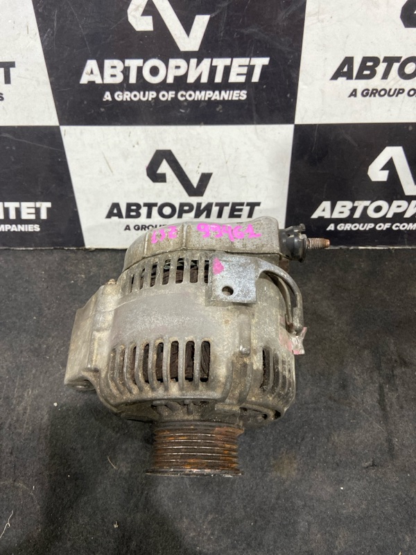 Генератор TOYOTA CROWN JZS171 1JZGE (б/у)