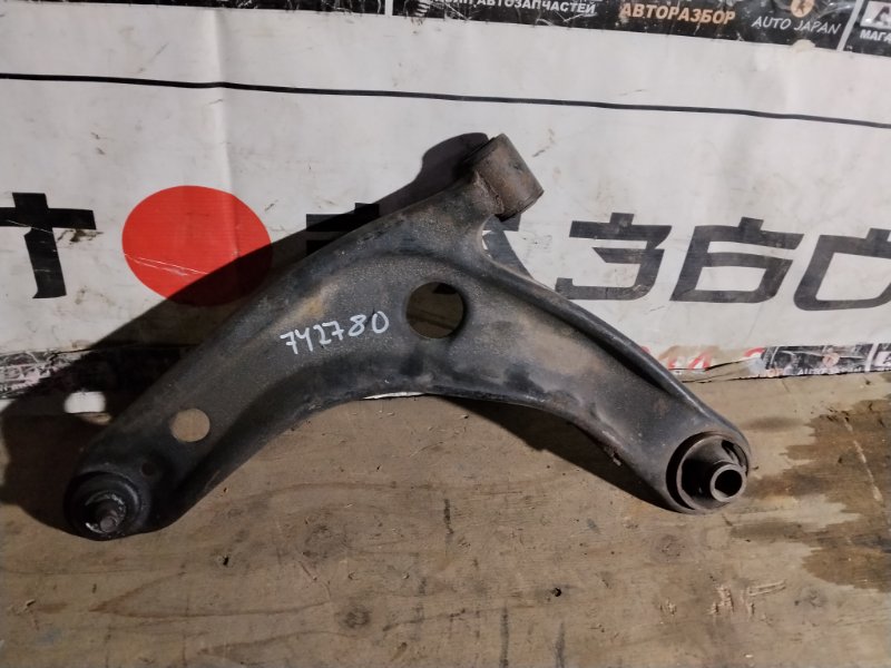 Рычаг TOYOTA VITZ KSP90 1KRFE 2006 передний левый (б/у)