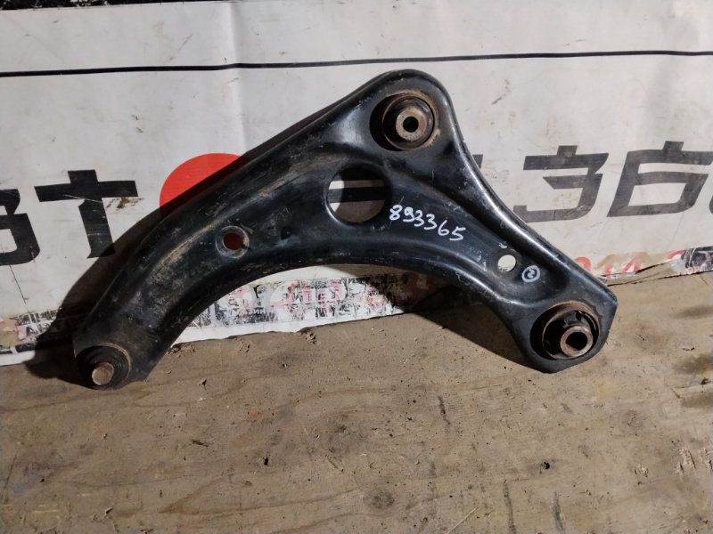 Рычаг NISSAN NOTE E12 HR12DE 2015 передний левый (б/у)