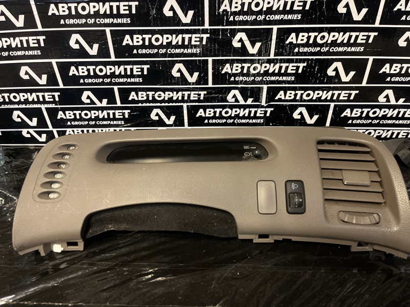 Панель приборов TOYOTA ESTIMA ACR30 (б/у)