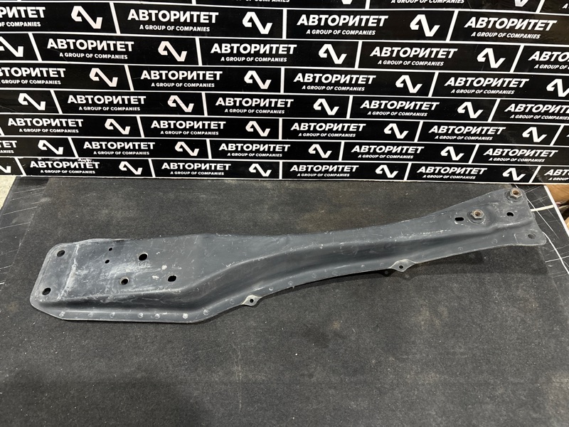 Балка под двс TOYOTA VOXY ZRR70 3ZRFE (б/у)
