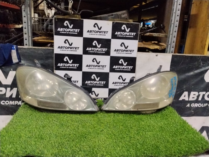 Фара TOYOTA IPSUM ACM21W 2AZFE 2002 (б/у)