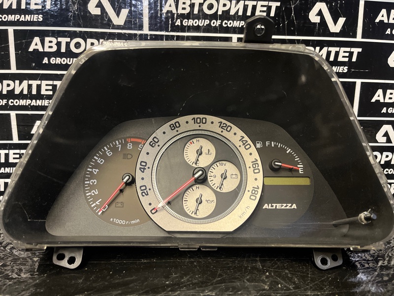 Панель приборов TOYOTA ALTEZZA SXE10 3SGE (б/у)