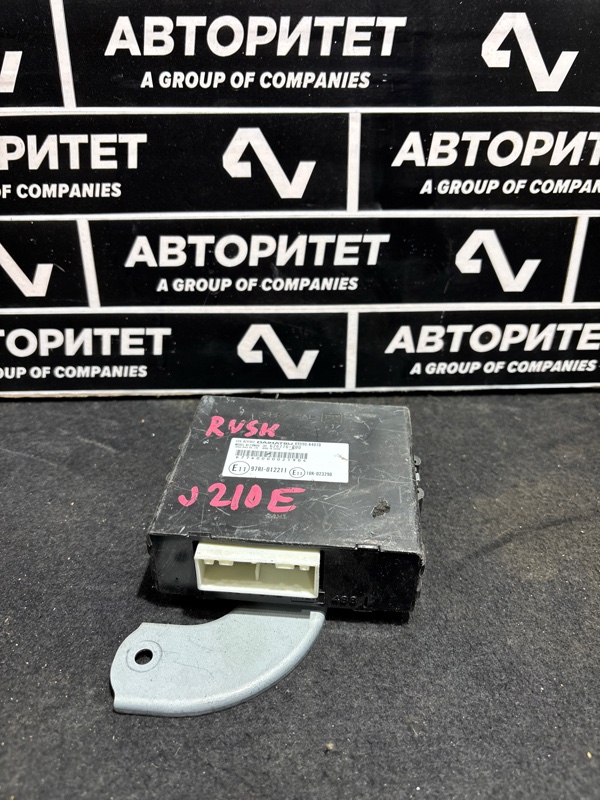 Блок управления дверьми TOYOTA RUSH J210E 3SZFE (б/у)