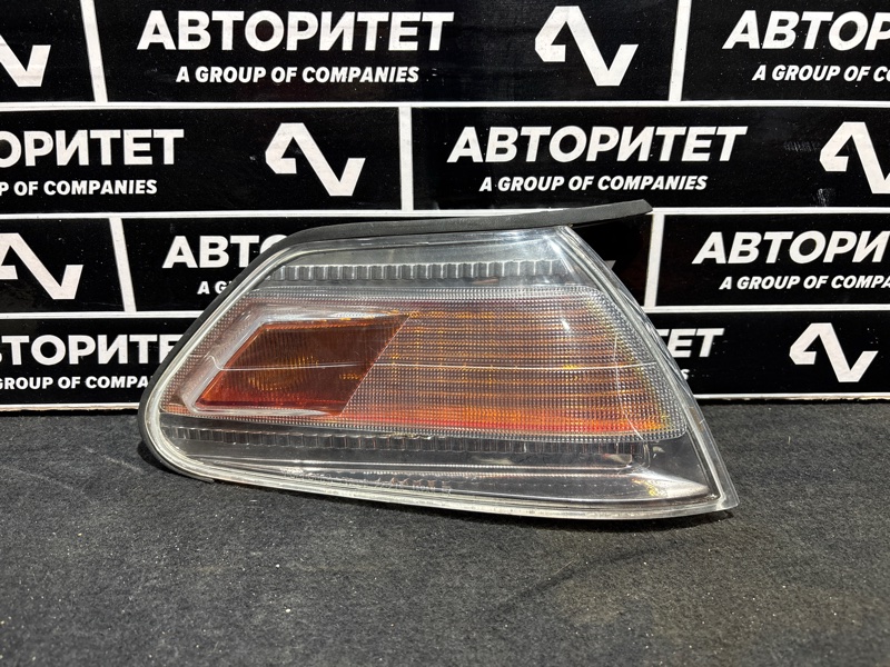 Габарит TOYOTA MARK II JZX100 1JZGE правый (б/у)