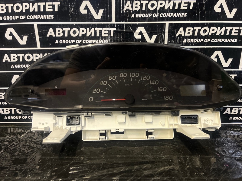 Панель приборов TOYOTA VITZ SCP90 (б/у)