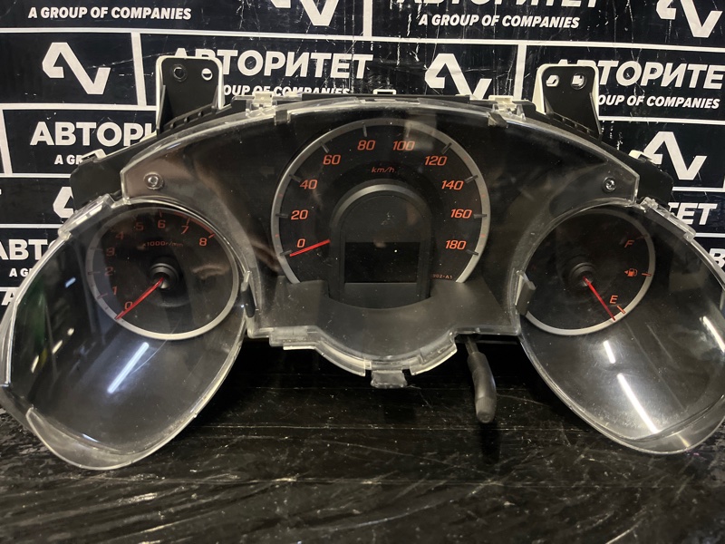 Панель приборов HONDA FIT GE6 L13A (б/у)