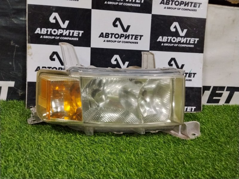 Фара TOYOTA BB NCP31 1NZFE 2004 правая (б/у)