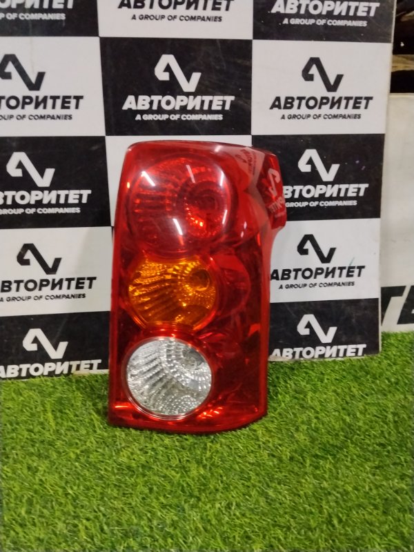 Стоп-сигнал TOYOTA RAUM NCZ20 1NZFE 2004 правый (б/у)