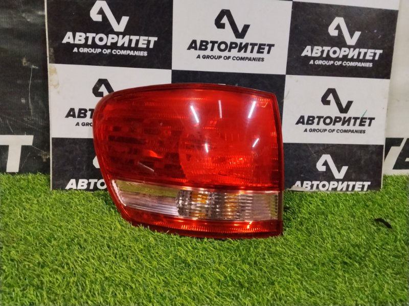 Стоп-сигнал TOYOTA IPSUM ACM21W 2AZFE 2001 левый (б/у)