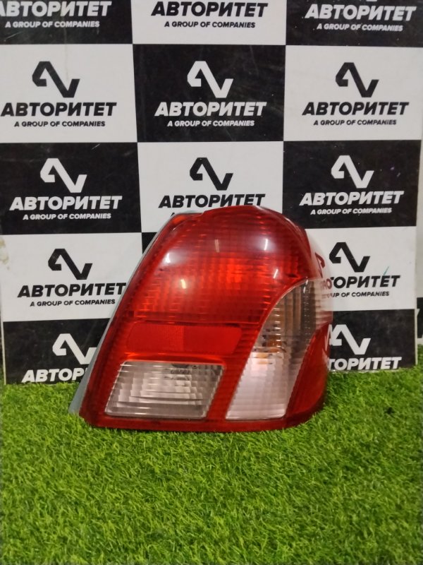 Стоп-сигнал TOYOTA PLATZ NCP12 1NZFE 2000 правый (б/у)