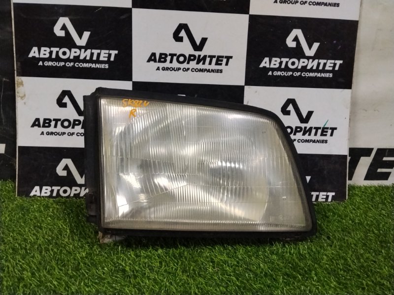 Фара MAZDA BONGO SK82V F8 2007 правая (б/у)