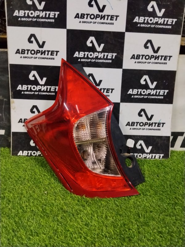 Стоп-сигнал NISSAN NOTE E12 HR12DE 2015 левый (б/у)