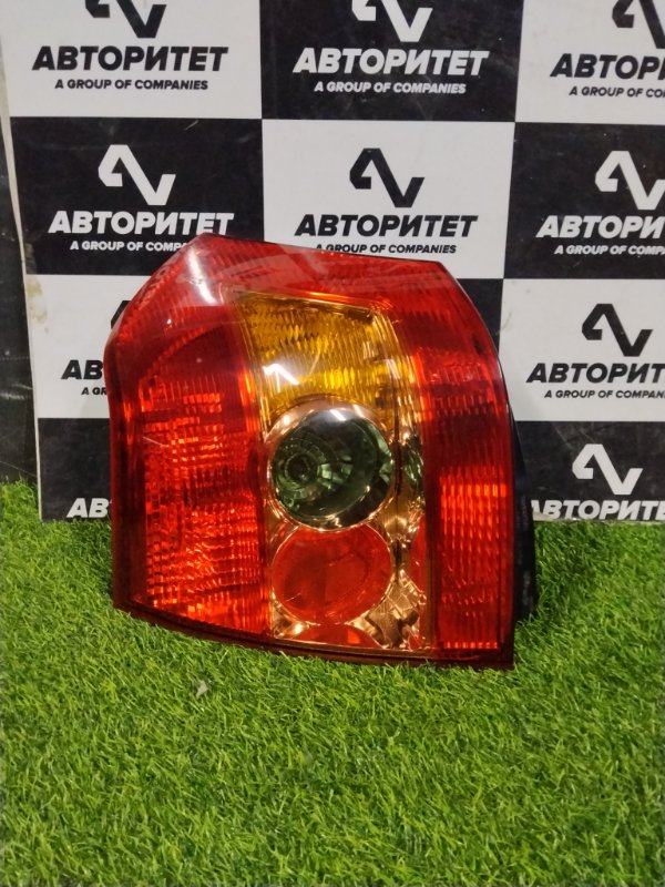 Стоп-сигнал TOYOTA ALLEX NZE121 1NZFE 2005 левый (б/у)