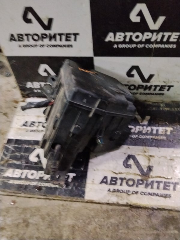 Блок предохранителей TOYOTA VITZ NCP91 1NZFE 2009 (б/у)