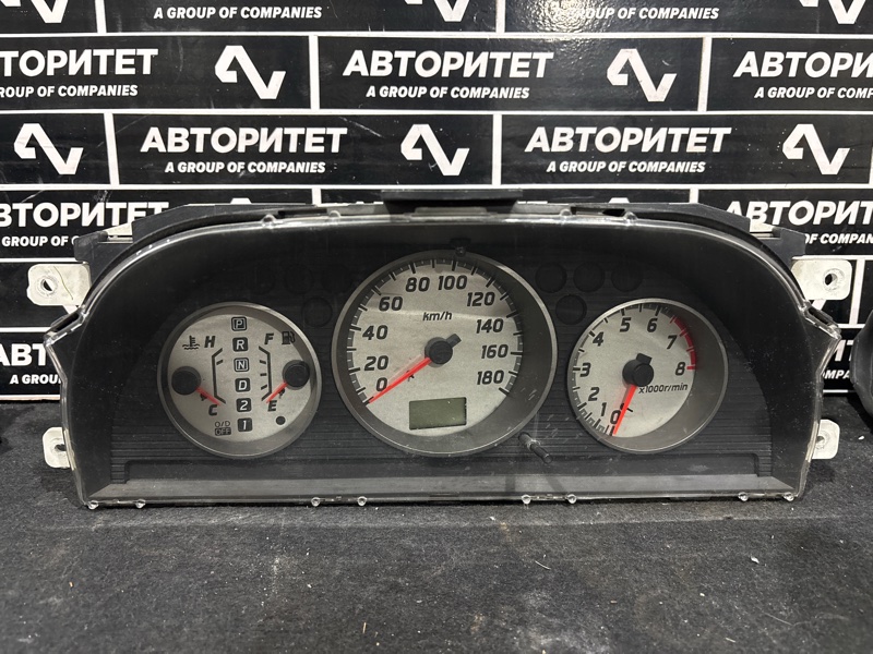 Панель приборов NISSAN X-TRAIL T30 QR20DE (б/у)