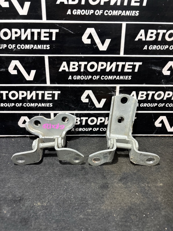 Петля дверная TOYOTA MARK X GRX120 4GRFSE передняя левая (б/у)