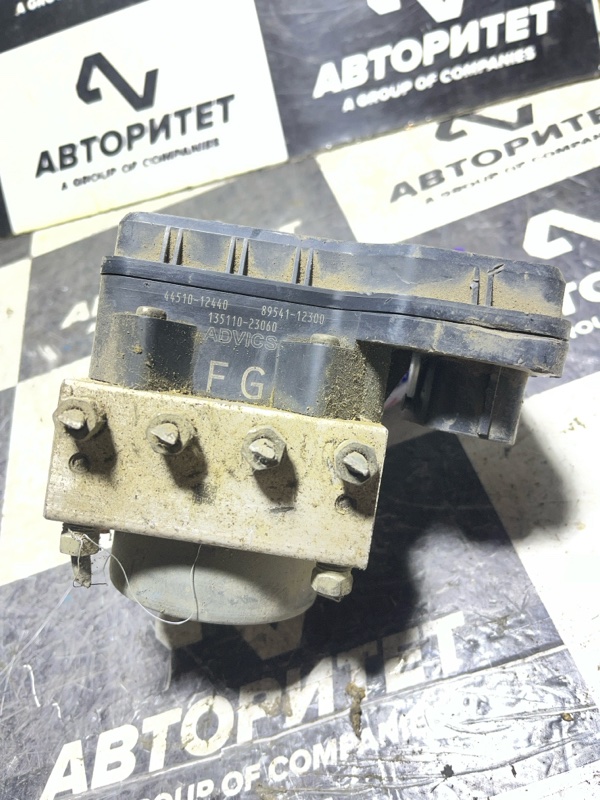 Блок abs TOYOTA COROLLA FIELDER NZE144 1NZFE (б/у)