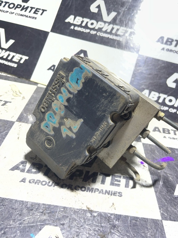 Блок abs MITSUBISHI CHARIOT GRANDIS N84W 4G64 (б/у)