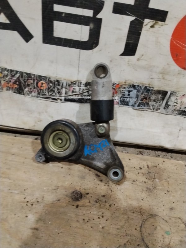 Натяжитель TOYOTA IPSUM ACM21W 2AZFE 2003 (б/у)