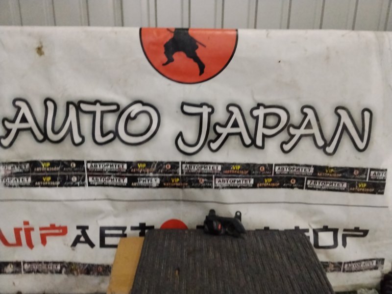 Ручка двери TOYOTA NOAH ZRR70 3ZRFE 2009 передняя правая (б/у)