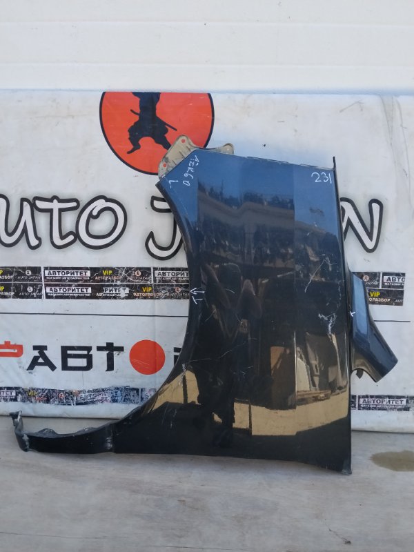 Крыло TOYOTA VOXY AZR60 1AZFSE 2002 переднее левое (б/у)