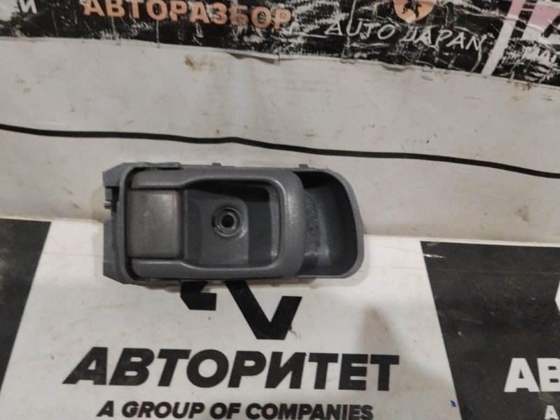 Ручка двери NISSAN CARAVAN CQGE25 KA24DE 2008 передняя правая (б/у)