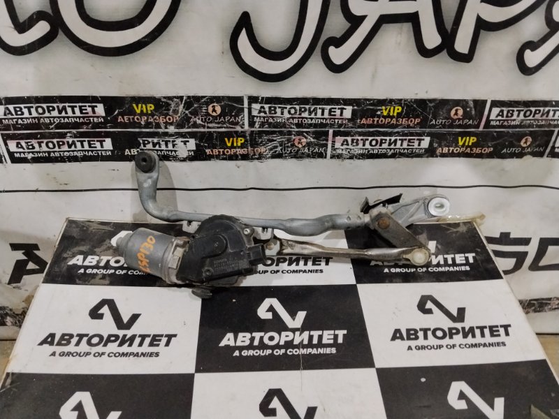 Мотор дворников TOYOTA VITZ KSP130 1KRFE 2012 (б/у)