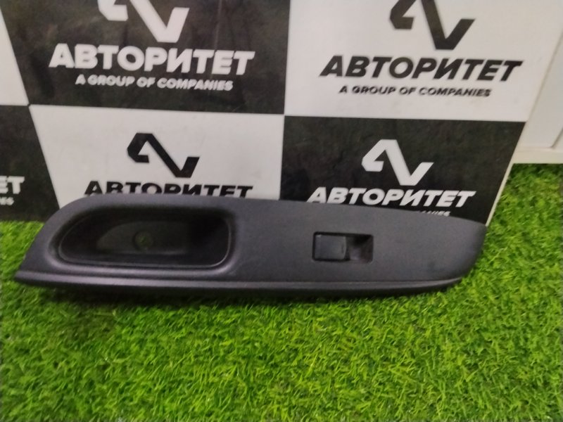 Блок управления стеклоподъемниками NISSAN NOTE E12 HR12DE 2015 передний левый (б/у)