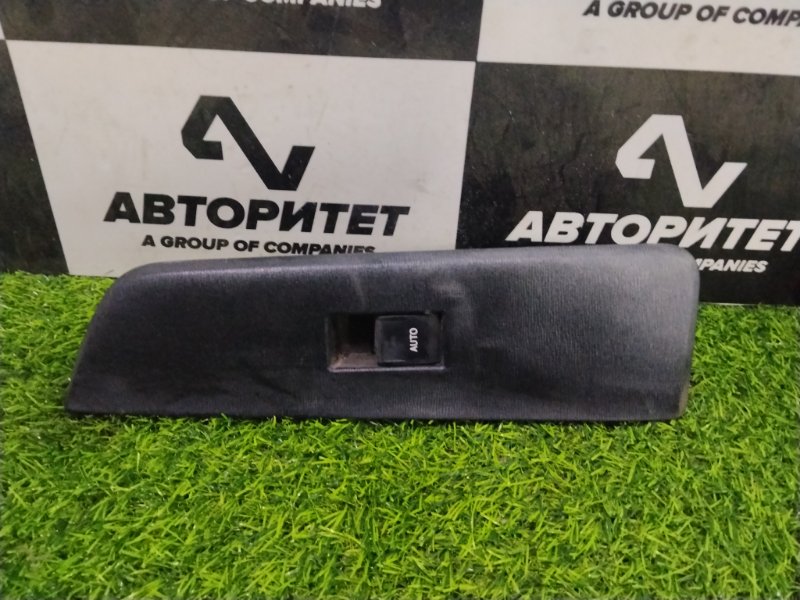 Блок управления стеклоподъемниками TOYOTA NOAH ZRR70 3ZRFE 2008 передний левый (б/у)