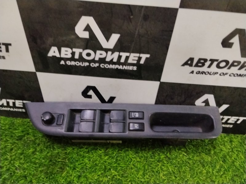Блок управления стеклоподъемниками SUZUKI SWIFT ZC71S K12B 2010 передний правый (б/у)