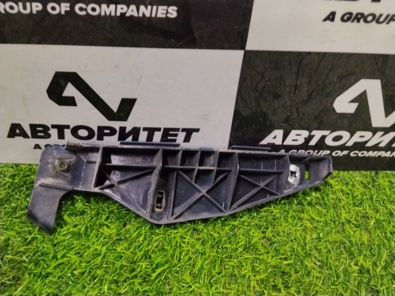 Крепление бампера TOYOTA CALDINA ZZT241 1ZZFE 2003 переднее левое (б/у)
